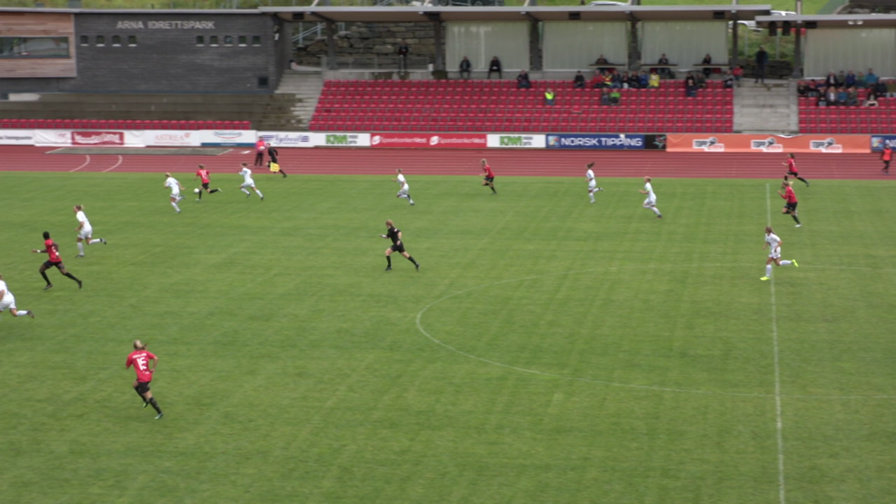 Strålende bortekamp av damelaget